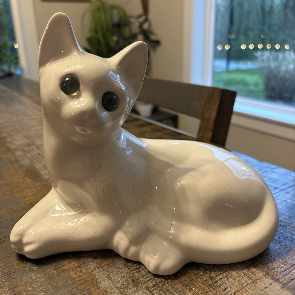 Vintage Elpa Alcobaca White Ceramic Cat With Green Glass Eyes
